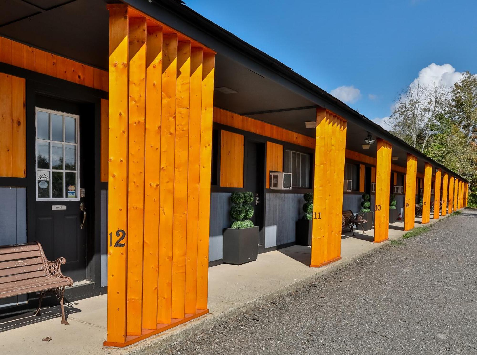 Matterhorns Hunter Lodge Екстер'єр фото
