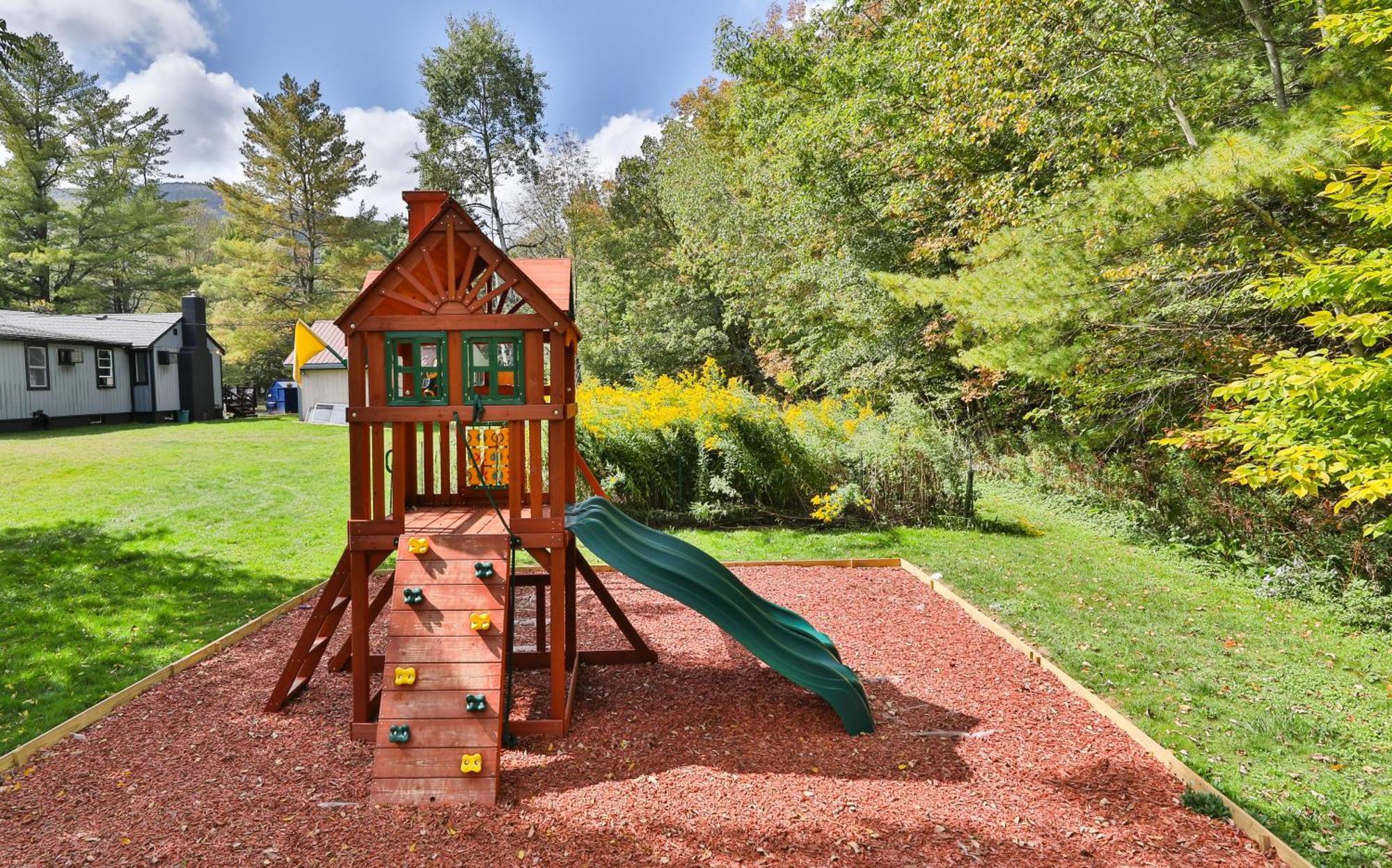 Matterhorns Hunter Lodge Екстер'єр фото